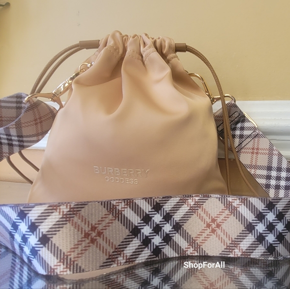 Burberry draw string bag - Picture 10 of 11